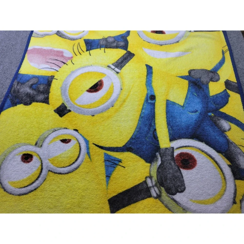 Despicable Me Minions Throw Blanket 48x38 Fleece Universal Studios Plush